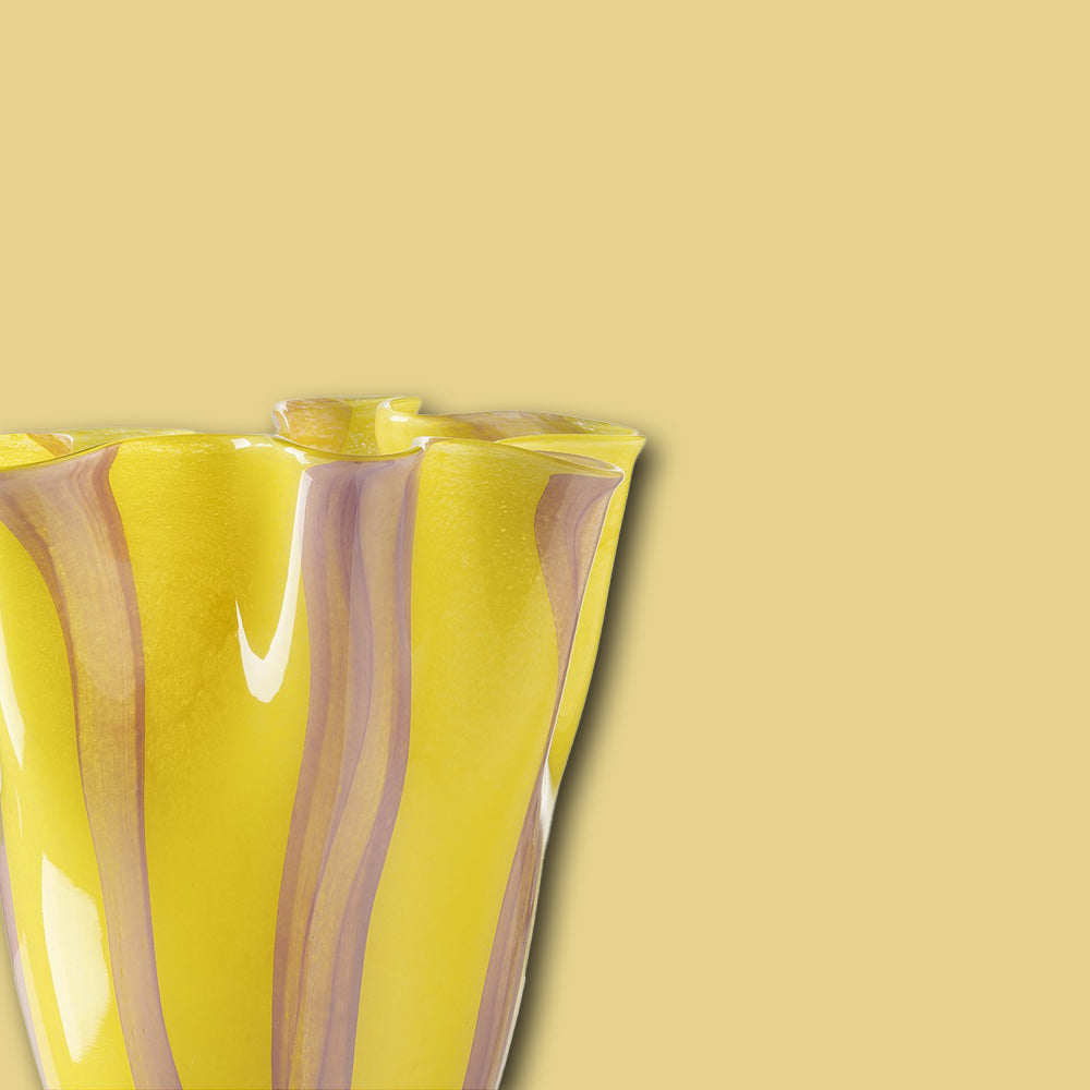 Glas Vase GAILY medium von Abhika, im Farbton gelb und rosa