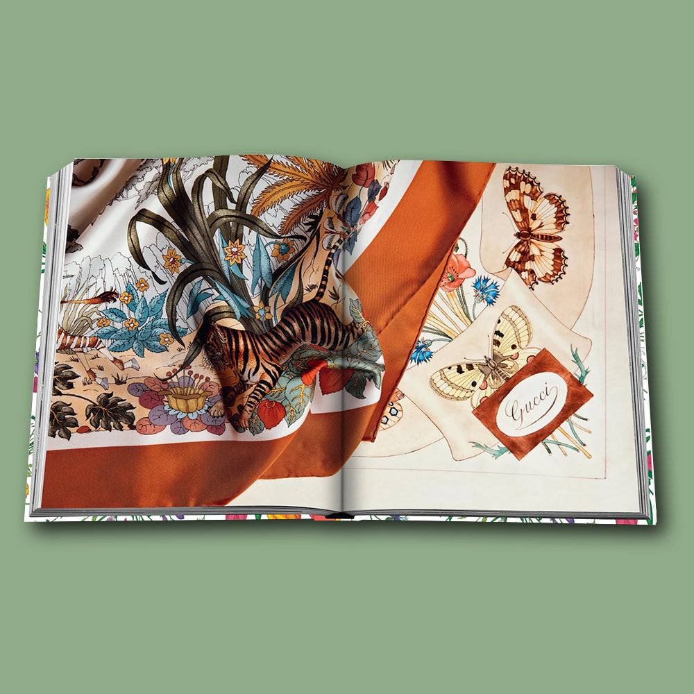 Buch Gucci The Art of Silk von ASSOULINE