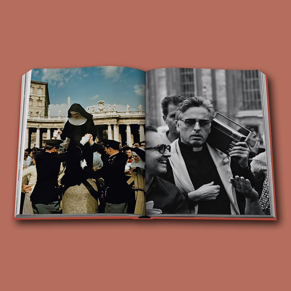 Buch Roma Eterna von ASSOULINE im Farbton Rot