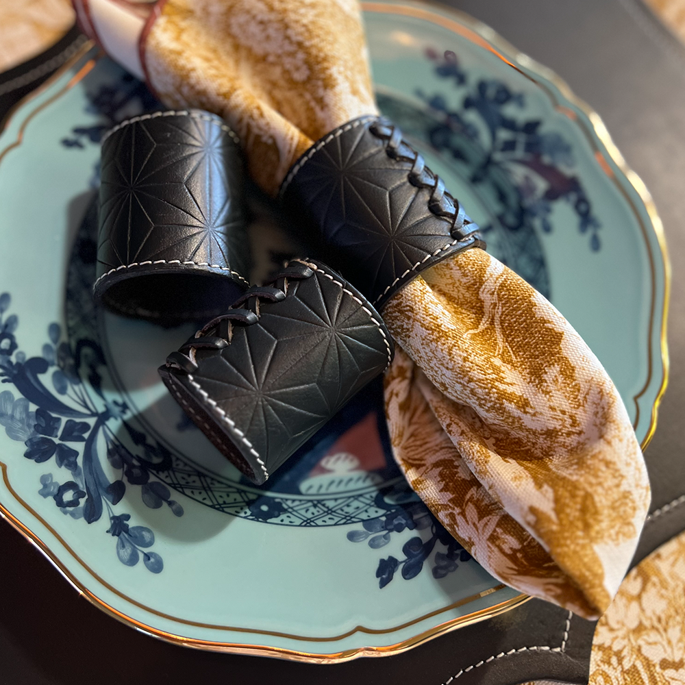 ORIENTE ITALIANO im Farbton Iris, Inspirationsbild FROHSINN