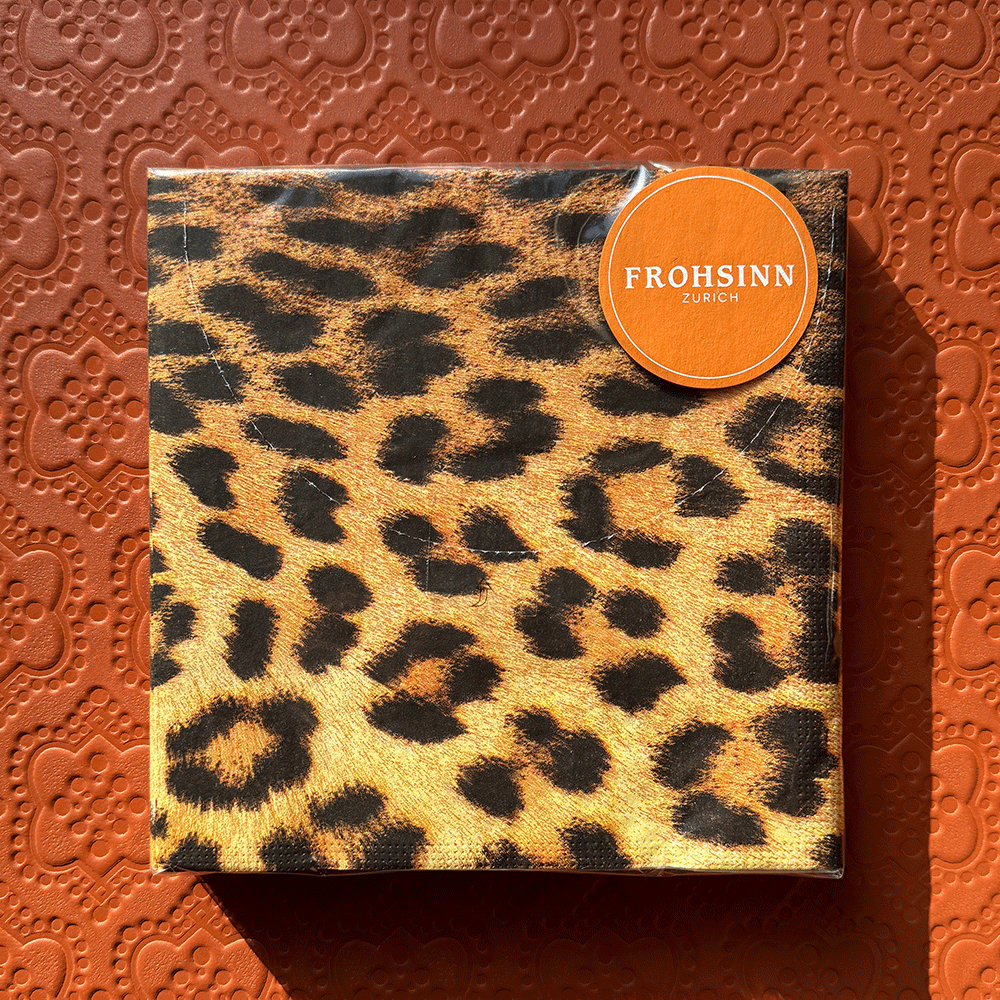 Serviette PPD im Leopard Couture Design von Paperproducts Design