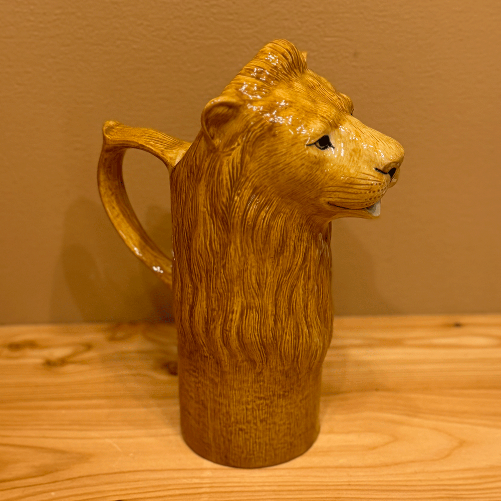 Löwen Krug aus Keramik von Quail Ceramics