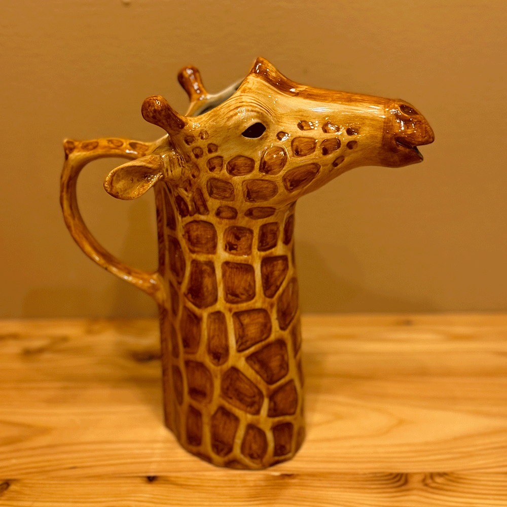 Giraffen Krug aus Keramik von Quail Ceramics