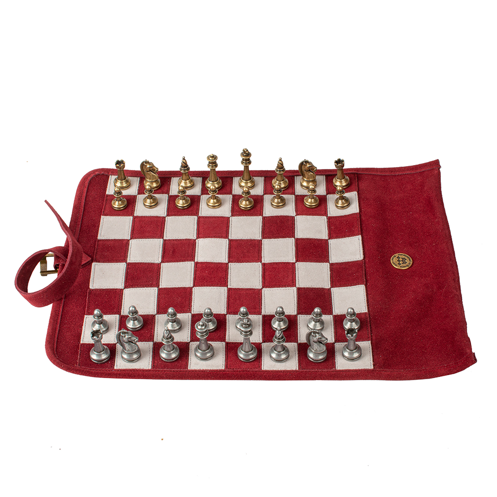 Reisespiel Schach Set aus Leder im Farbton burgundy red von Monopoulos