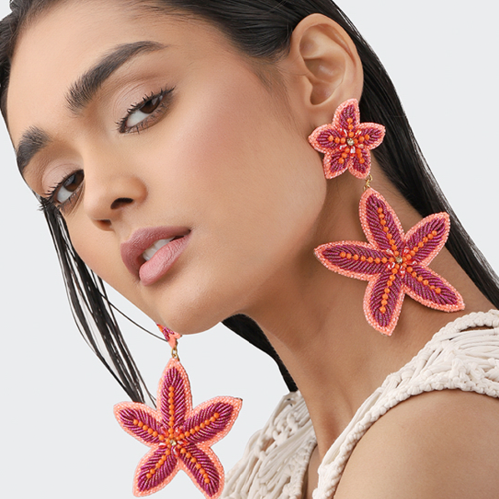 Ohrringe MAXI STARFISH im Farbton gold orange von Olivia Dar, Handwerkskunst von Indien