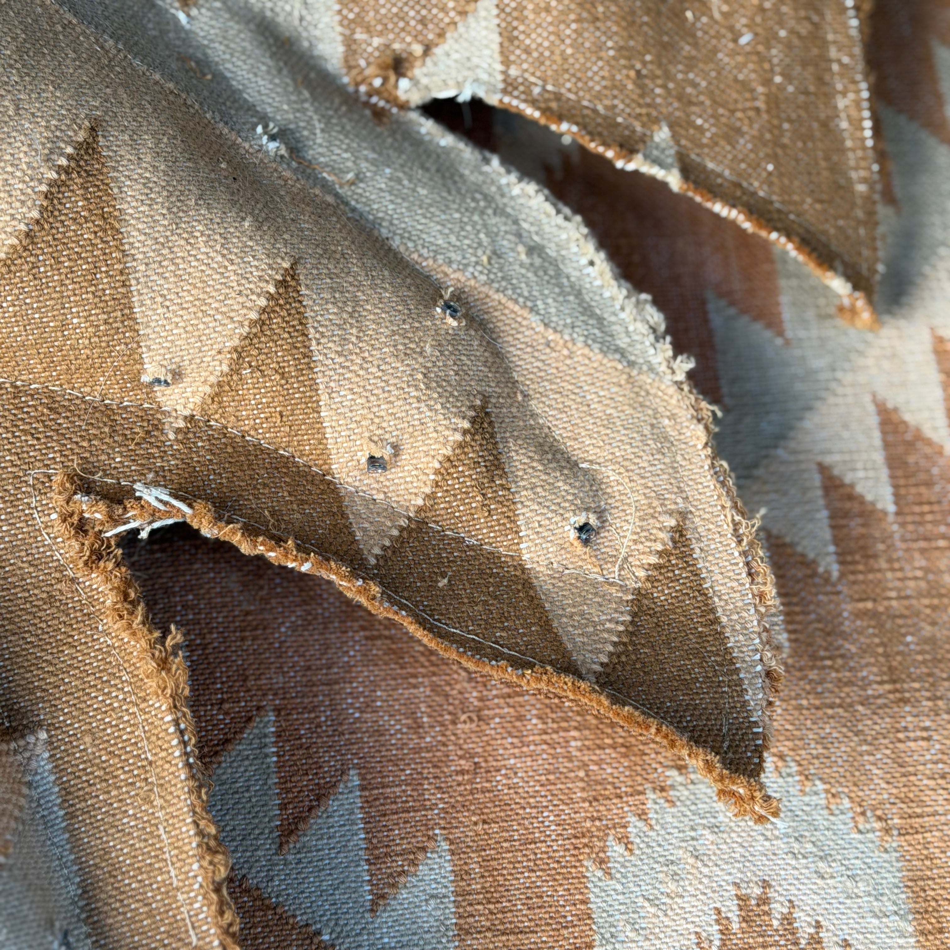 Palme klein NAVAJO mit LED Lichter, im Farbton braun und beige Detail