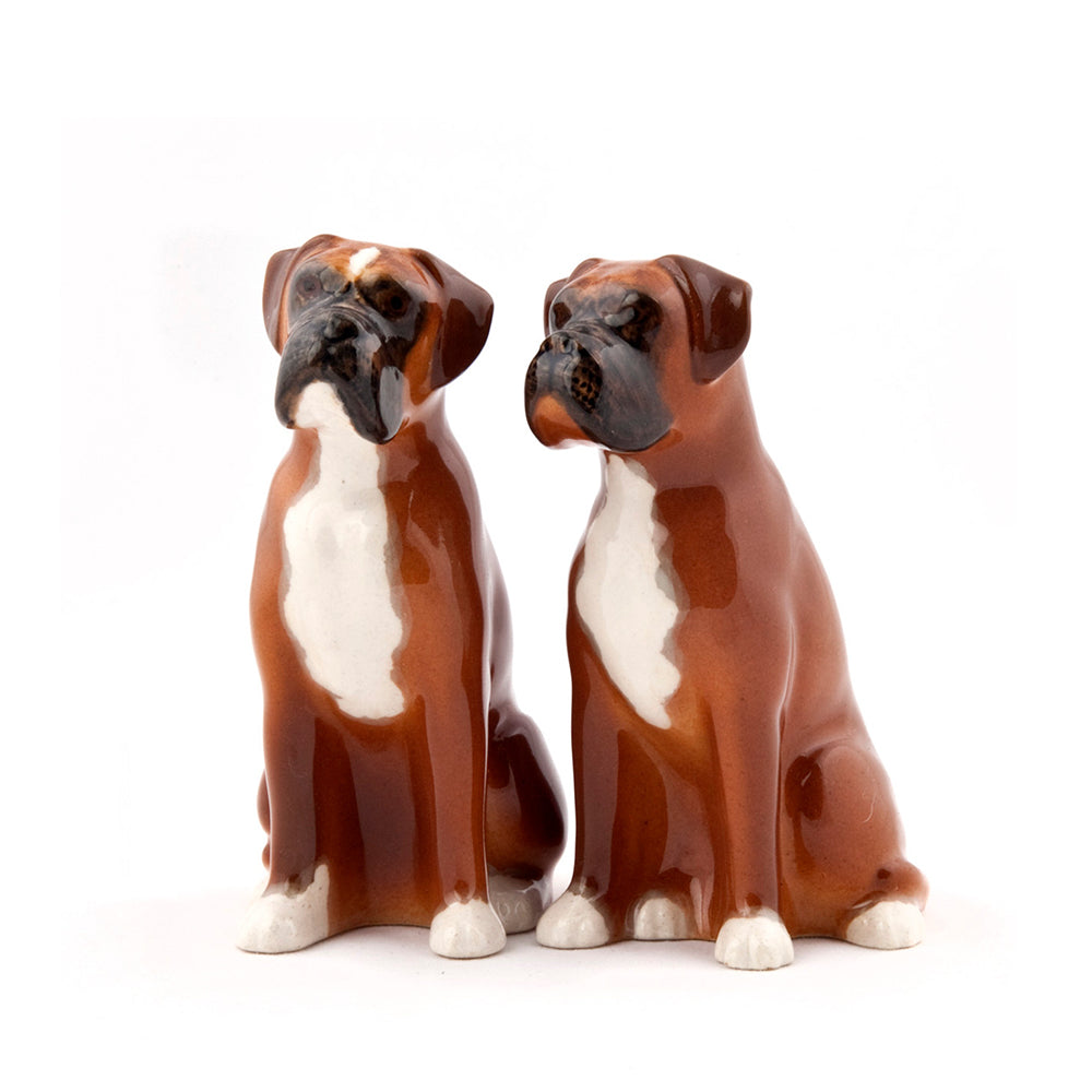 Salz und Pfefferstreuer in Tierform Boxer im Farbton braun von Quail Ceramics