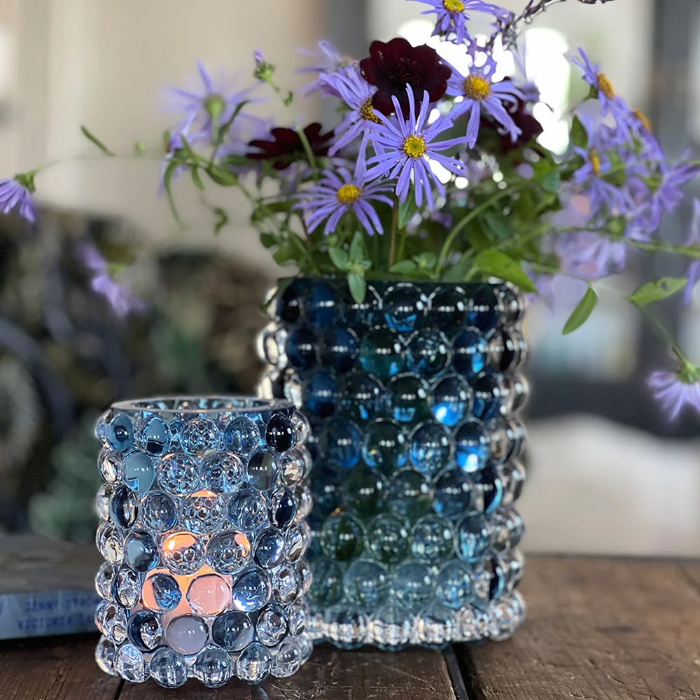 Windlicht Vase HURRICANE BOULE von Skogsberg & Smart im Farbton Sea, Blau