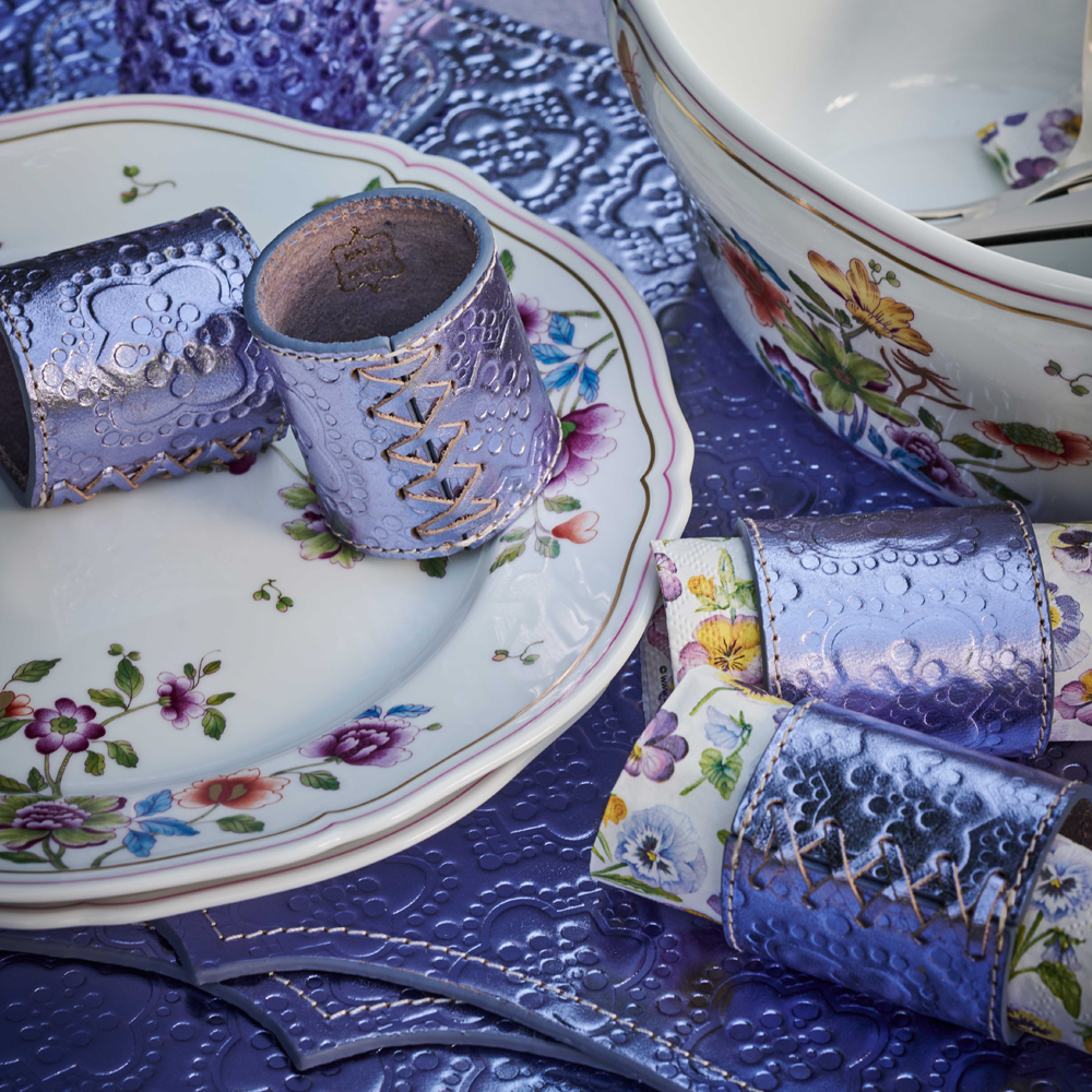 Napkin ring ICON embossed leather - forget me not