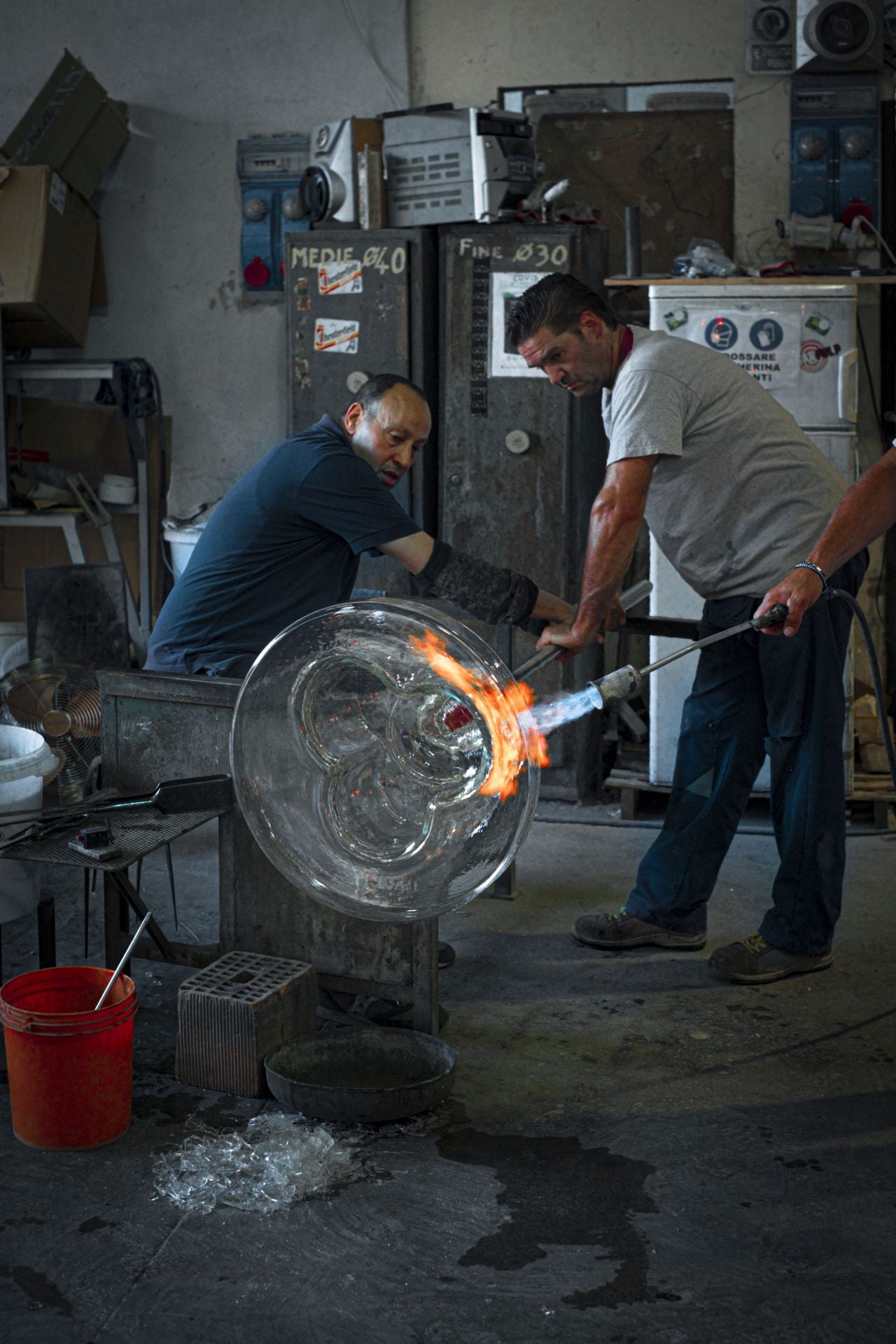 Couchtisch SODA aus Glas - petrol grün