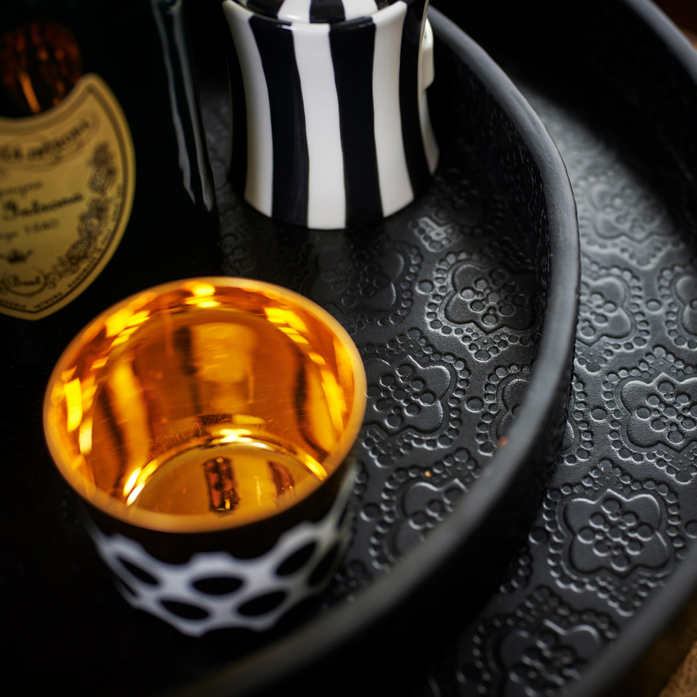 Tray round ICON leather embossed - black