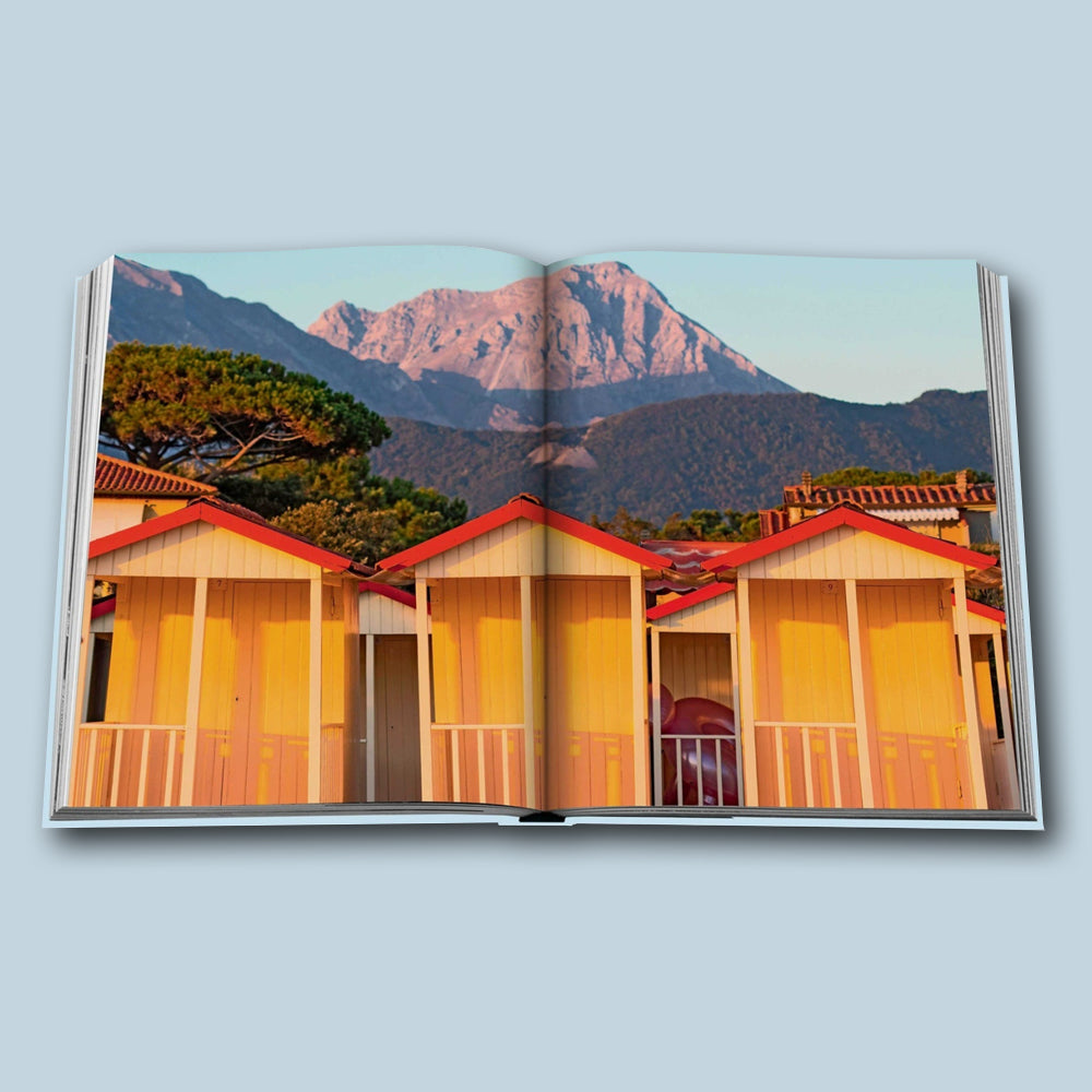 Forte dei Marmi Buch von Assouline, Farbe Hellblau