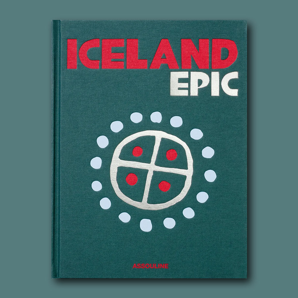Buch Iceland Epic von ASSOULINE im Farbton Petrol Grün