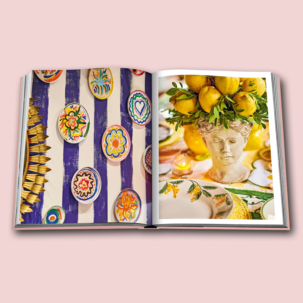 Buch Marbella Sol von Assouline, Farbe Rosa