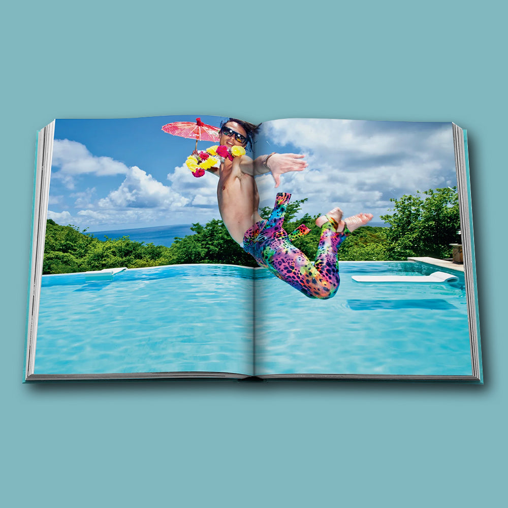 Buch Mustique Icon von ASSOULINE im Farbton türkis