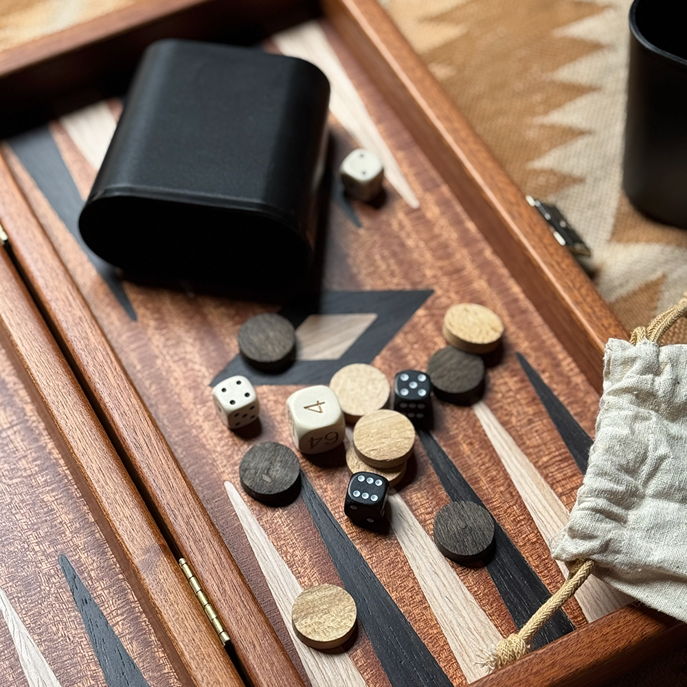 Schach &amp; Backgammon Set aus Mahagoniholz von Manopoulos, Hergestellt in Griechenland