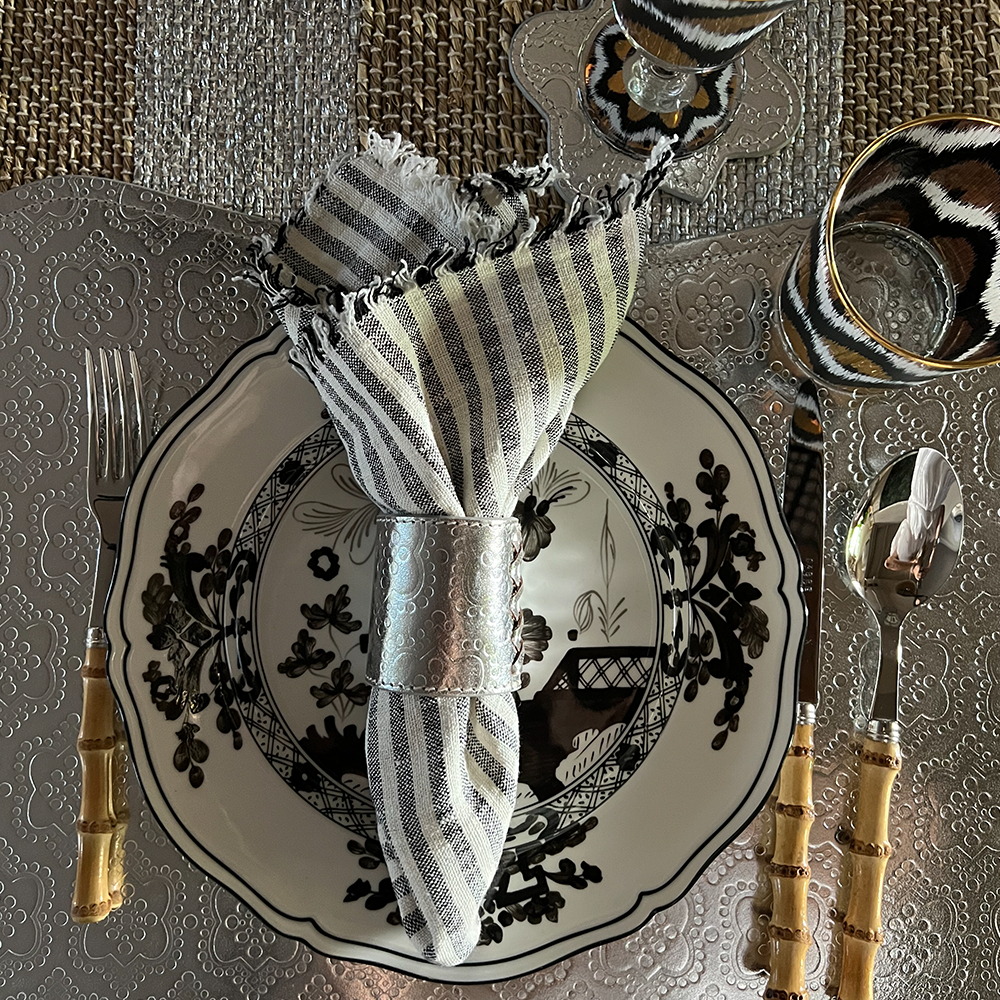 Napkin CHLOE linen - black / white stripes
