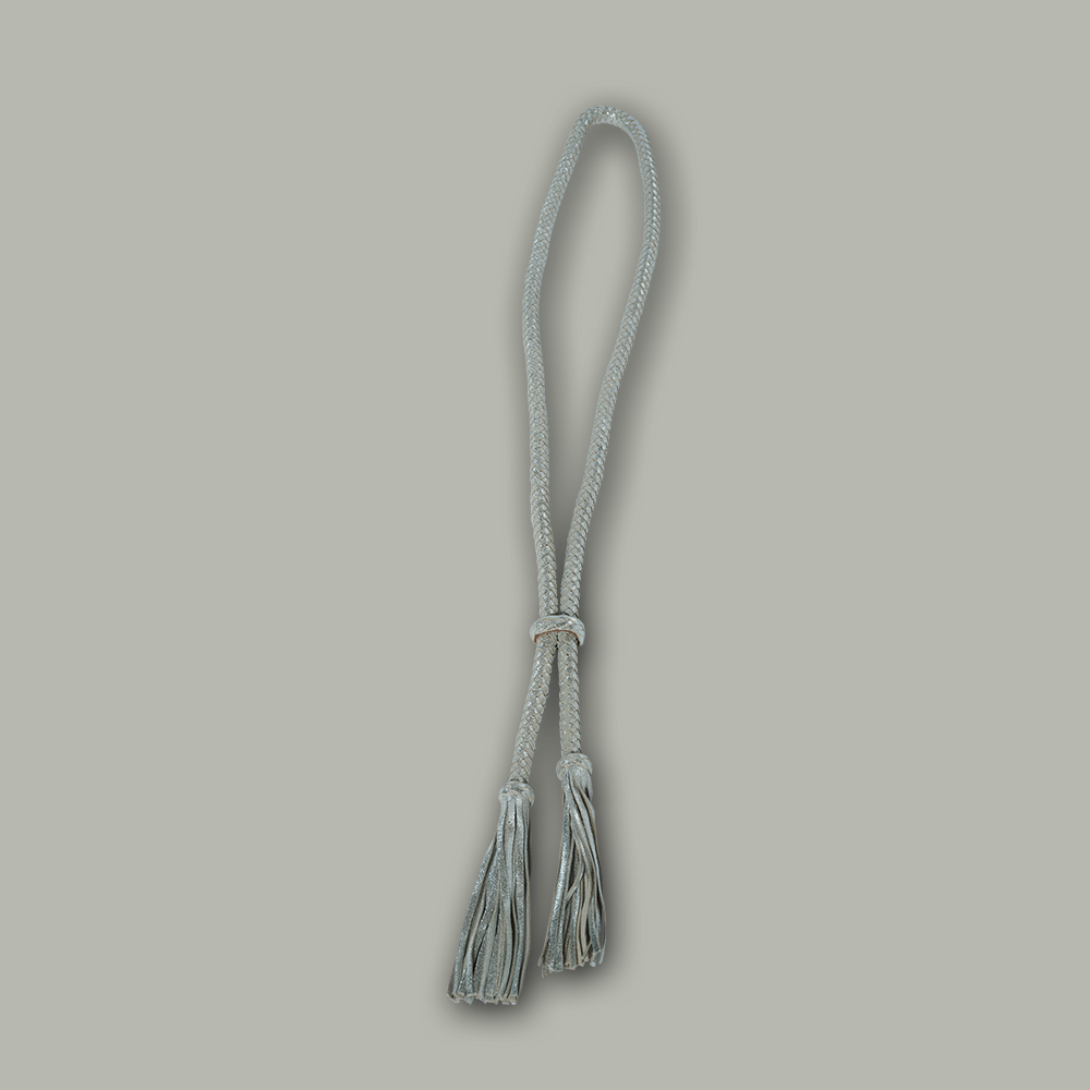 Kette VERSAILLES aus Leder im Farbton silver