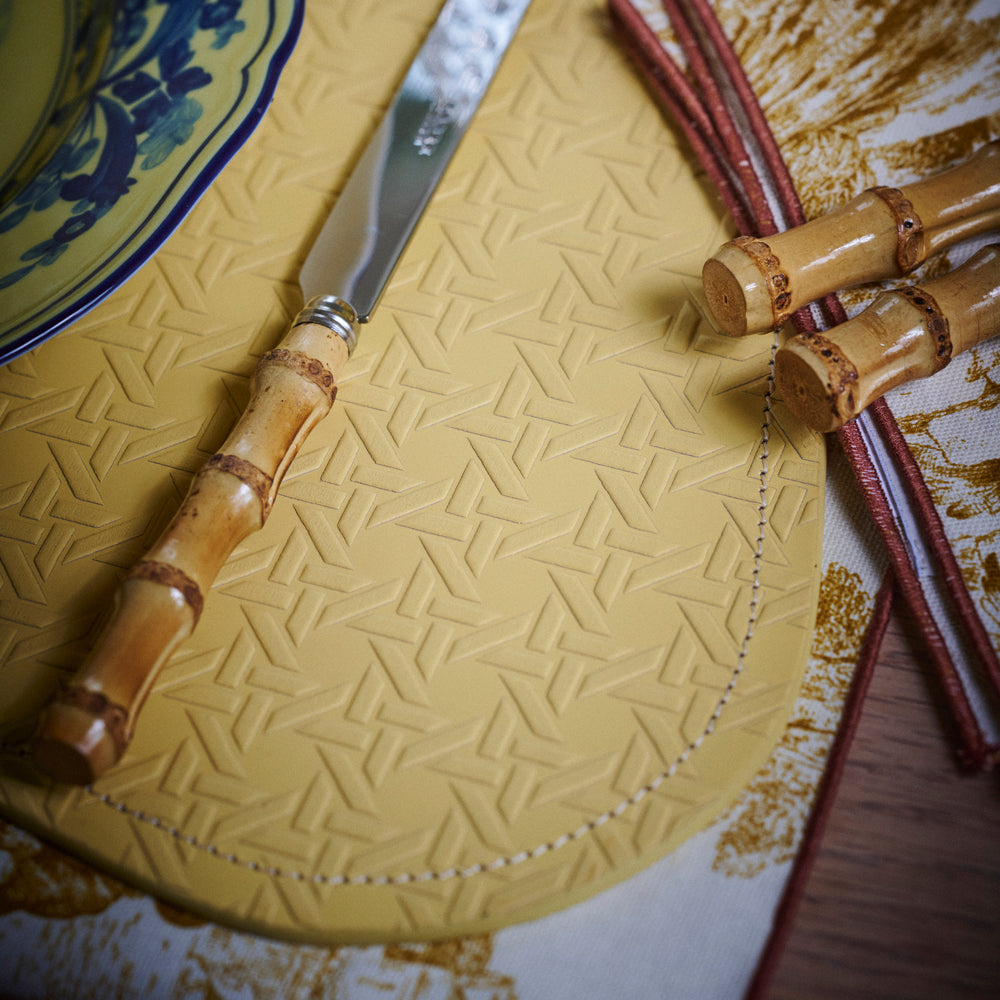 Tischset VIENNA aus Leder geprägt im Farbton gelb,  vanilla