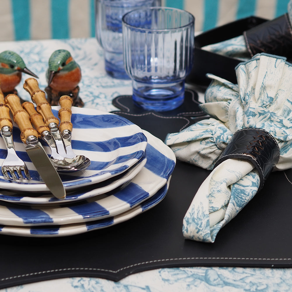 Beilageteller STRIPES Keramik von Les Ottomans im Farbton Blau / Weiss