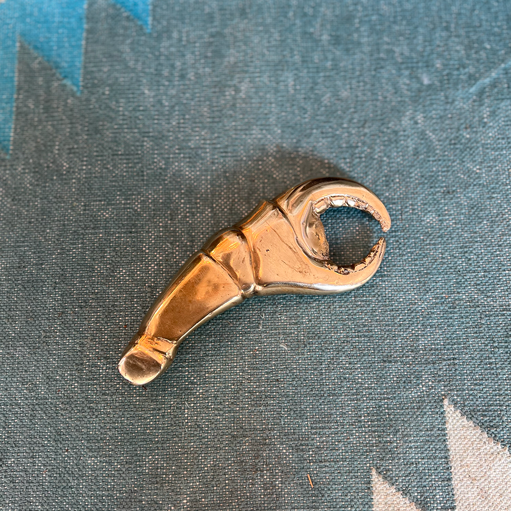 Flaschenöffner aus Messing in Krabbe From