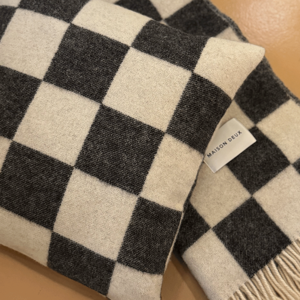 Kissenbezug CHECKERBOARD im Farbton schwarz/weiss von Maison Deux