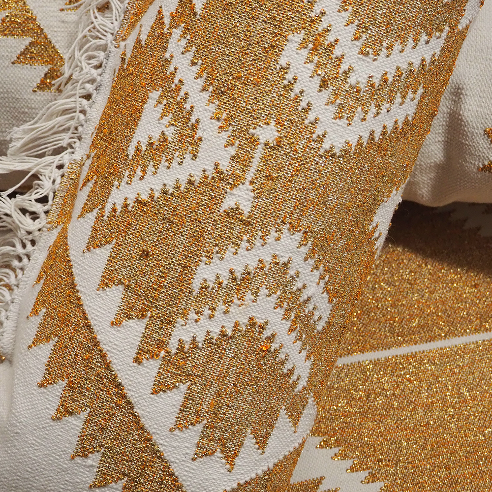 Teppich Detail Navajo Glamour in gold vom FROHSINN