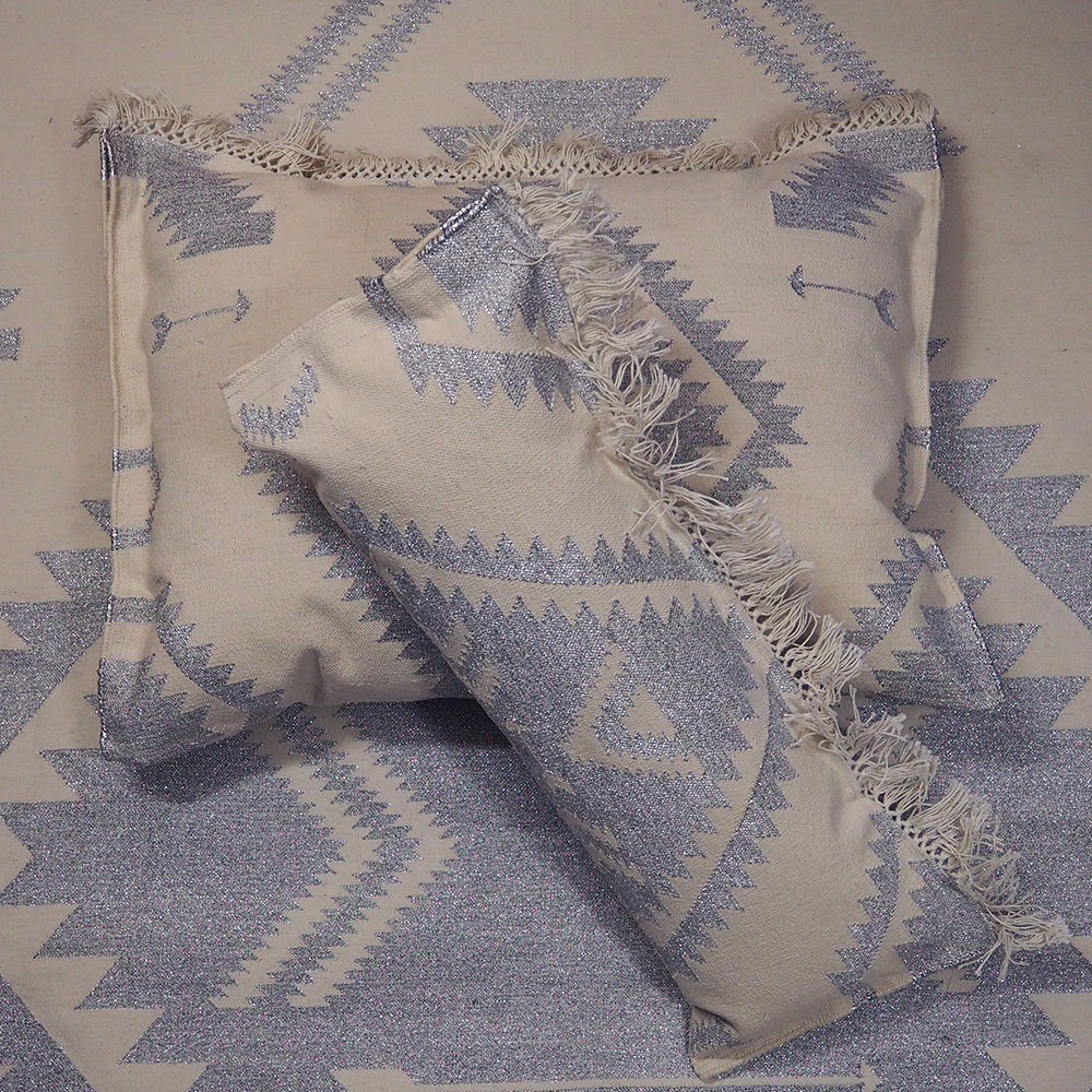 Kissen Navajo Glamour in silber vom FROHSINN