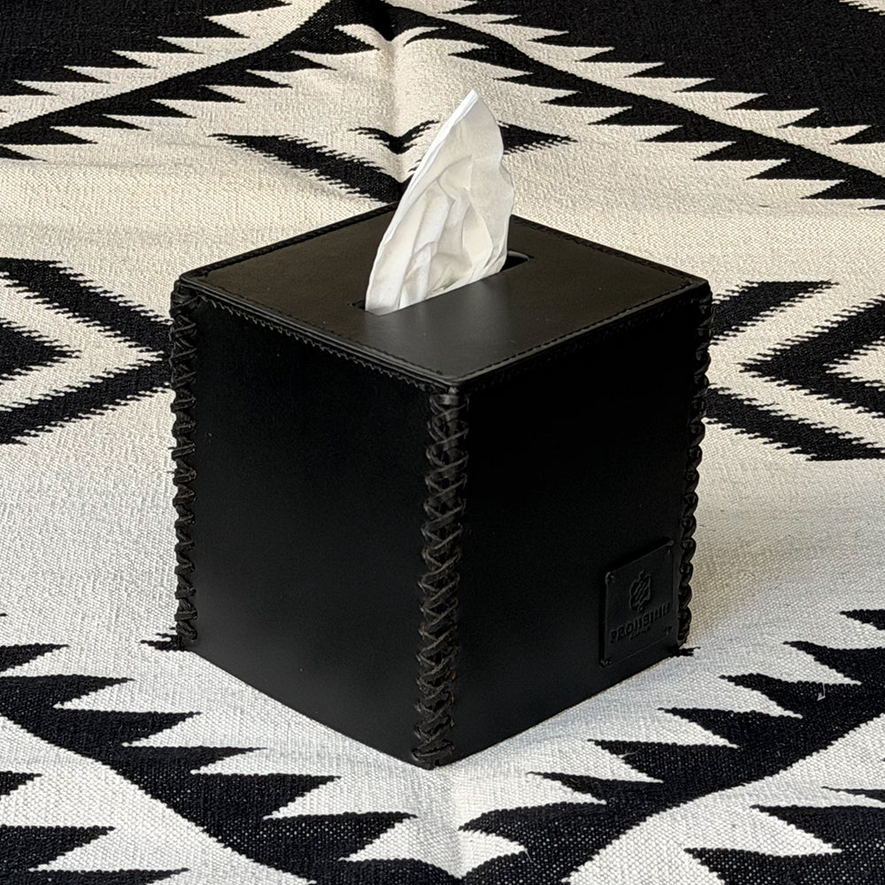 Papiertuchbox LIFESTYLE aus Leder glatt im Farbton schwarz von FROHSINN
