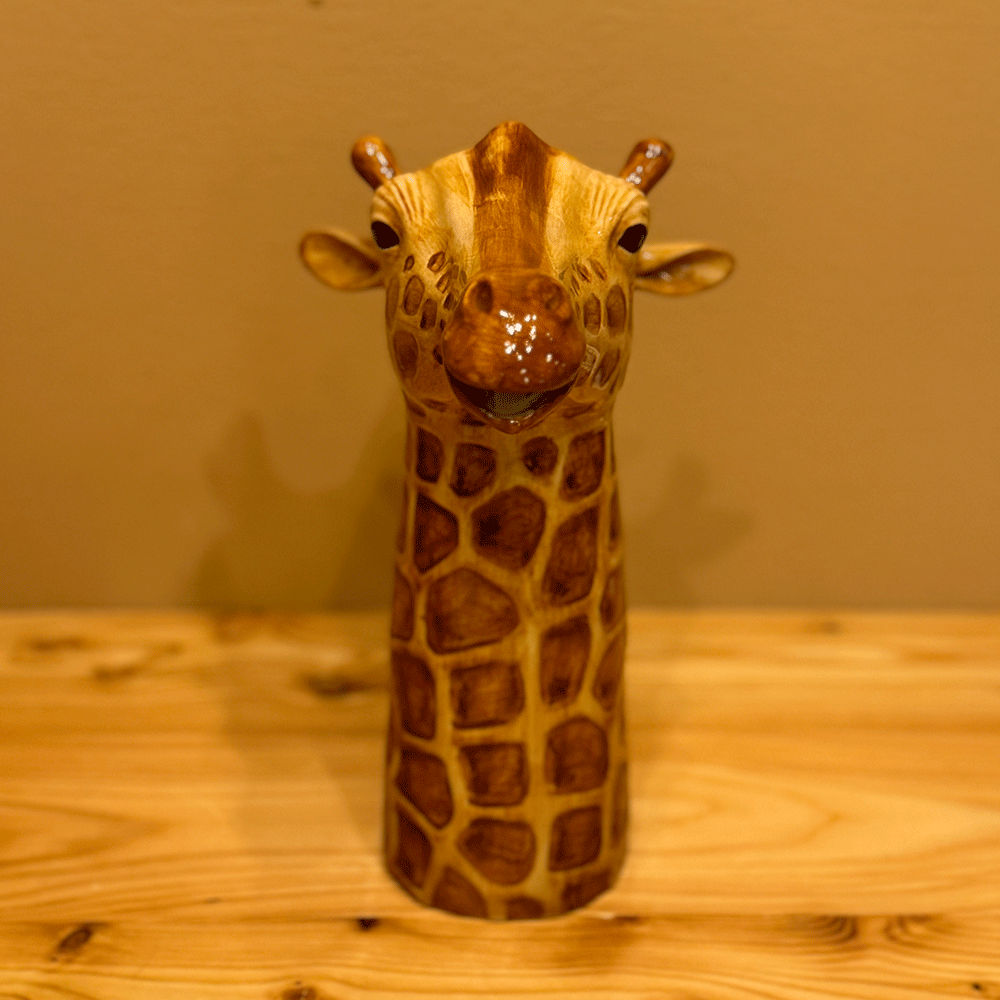 Giraffen Krug aus Keramik von Quail Ceramics