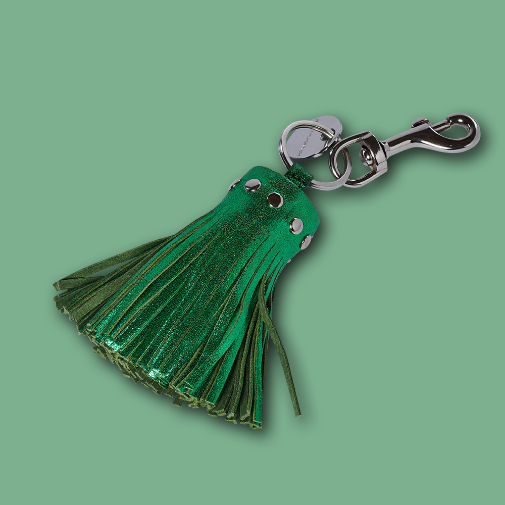 Schlüsselanhänger TASSEL aus Leder im Farbton grün &#39;bamboo&#39;