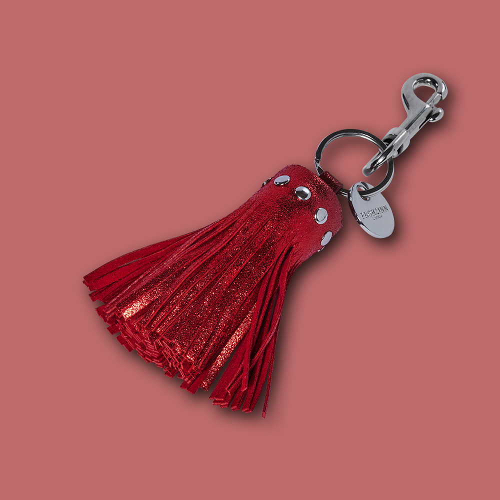 Schlüsselanhänger TASSEL aus Leder im Farbton rot &#39;strawberry&#39;