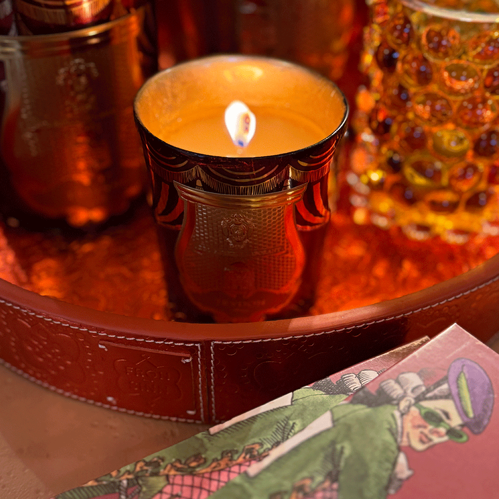 Duftkerze SERDAR - Gloria Classique_Weihnachtsduft 2024 von Trudon im Farbton Rot