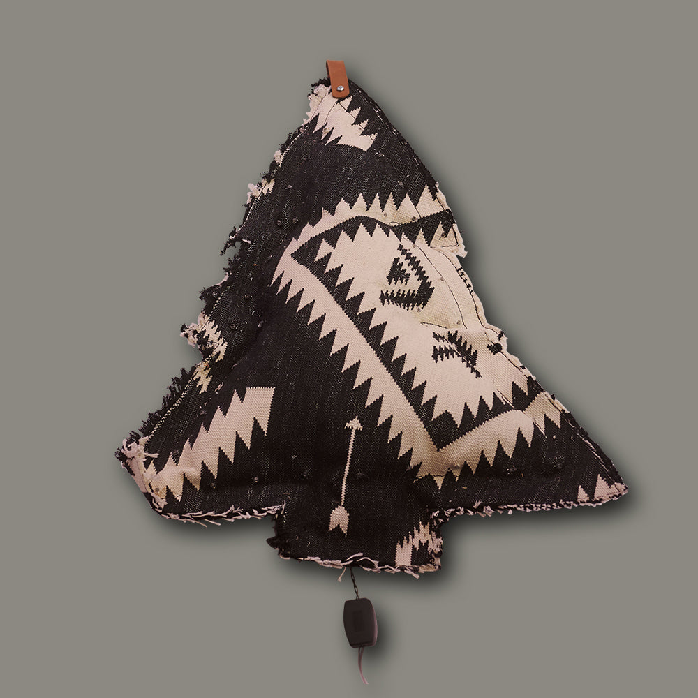 Christmas tree small NAVAJO - black &amp; white