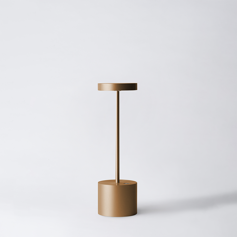 Akku Tischleuchte LUXCIOLE von Hisle im Farbton bronze, petit