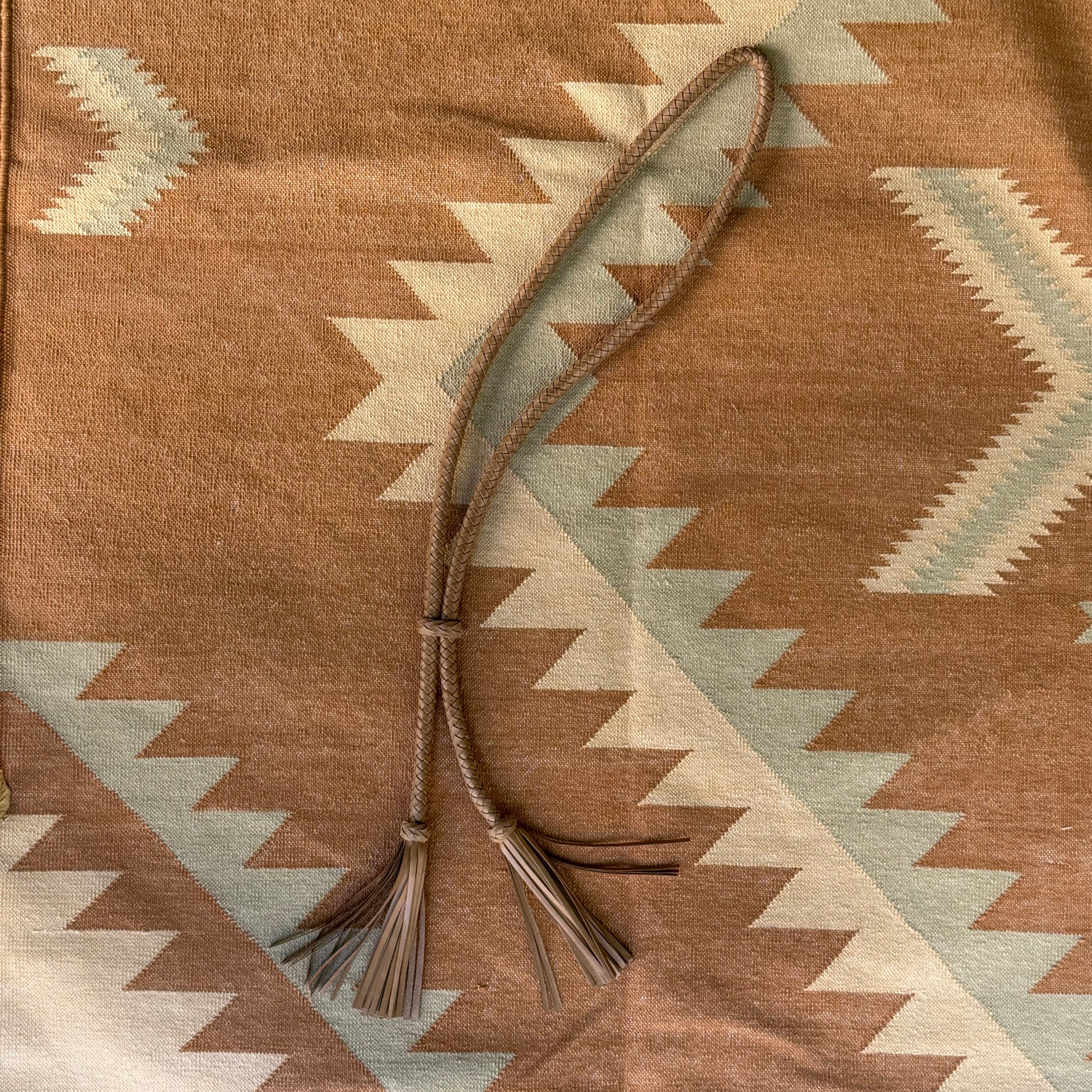 Kette Vorhangrückbinder VERSAILLES aus Leder im Farbton Naturleder camel