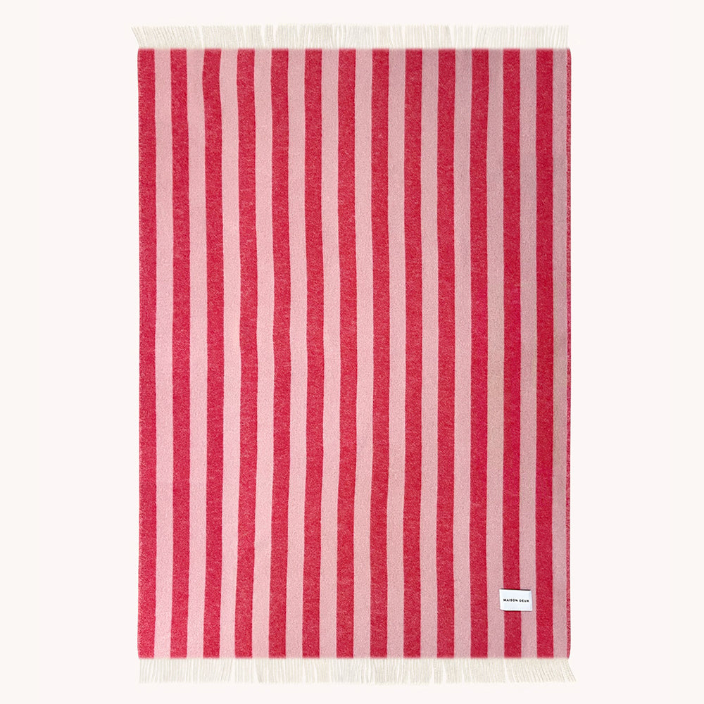 Decke CANDY WRAP im Farbton rosa/kirsch von Maison Deux