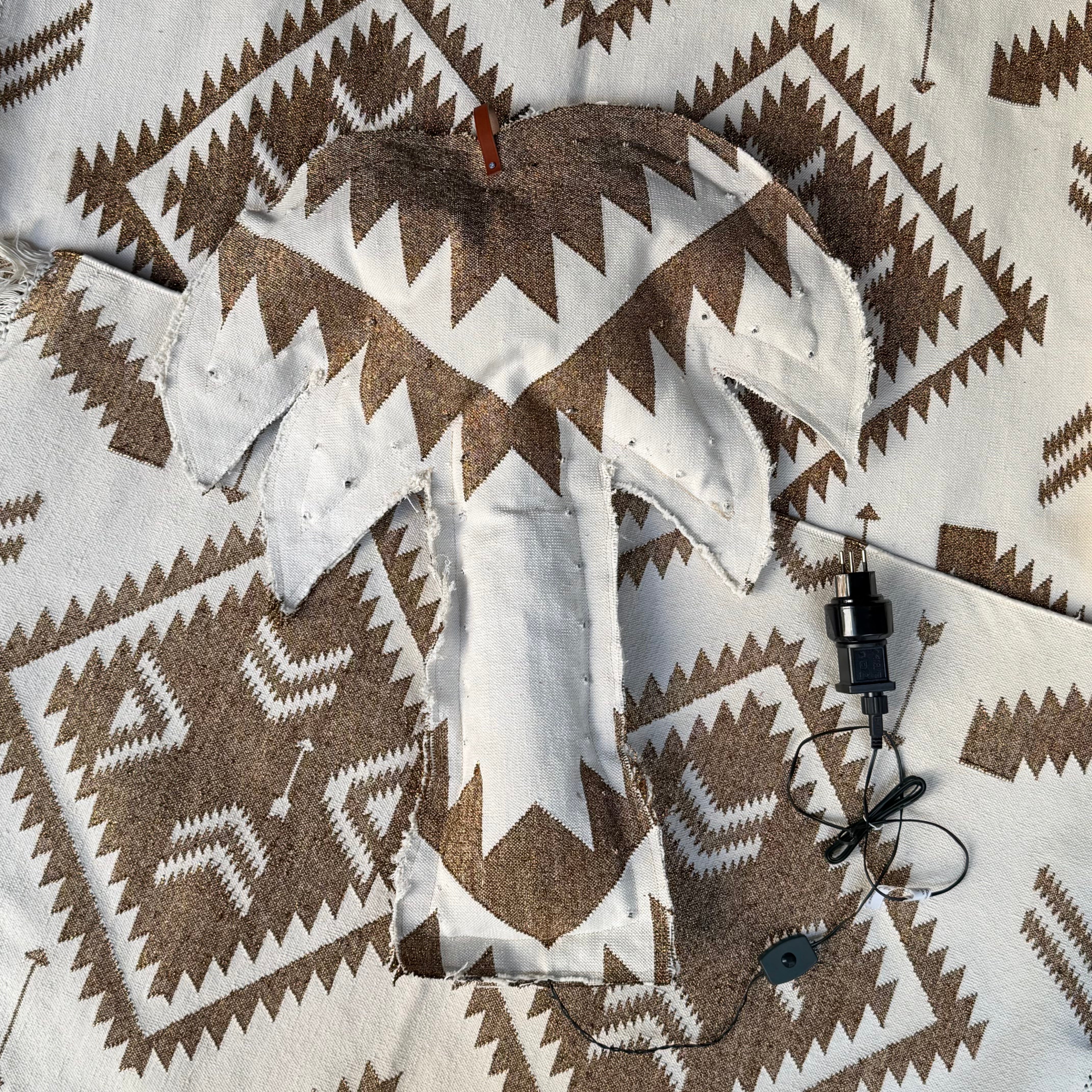 Palme klein NAVAJO mit LED Lichter, im Farbton bronze und weiss