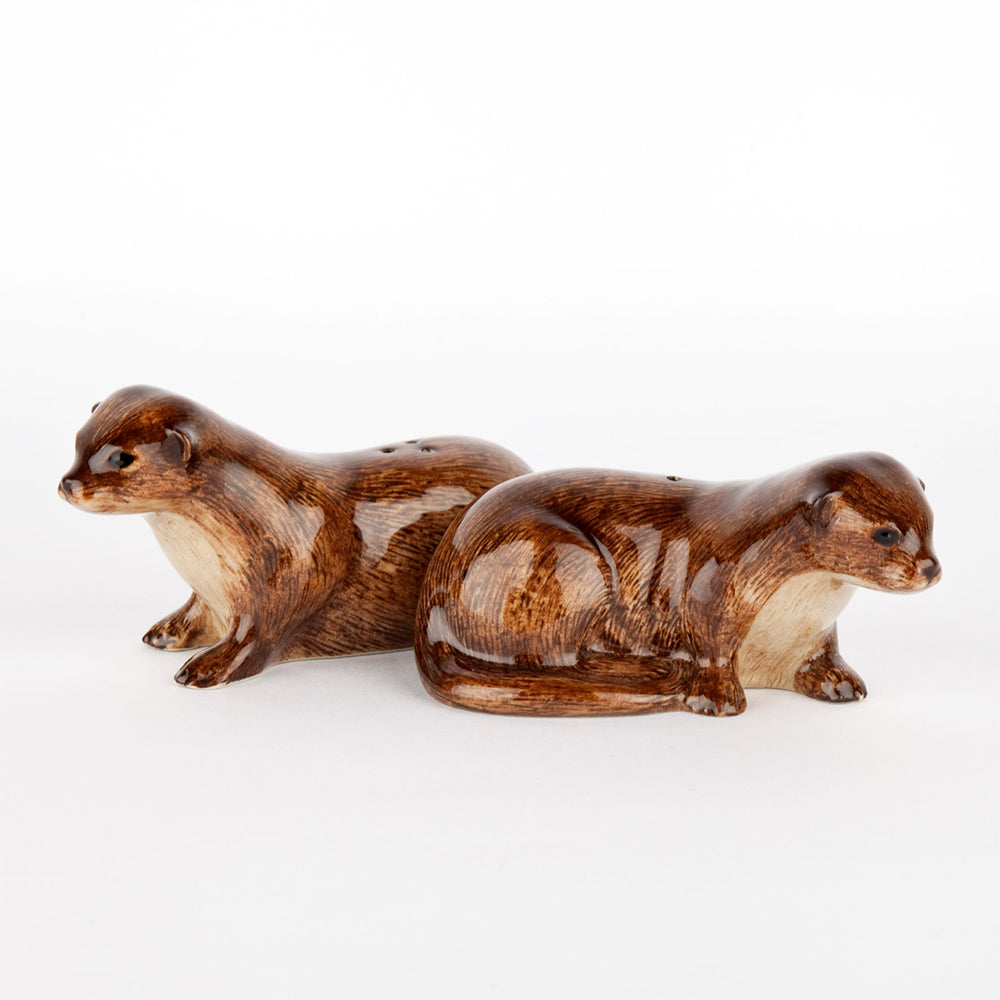Salz und Pfefferstreuer WILD in Form von Otter von Quail Ceramics