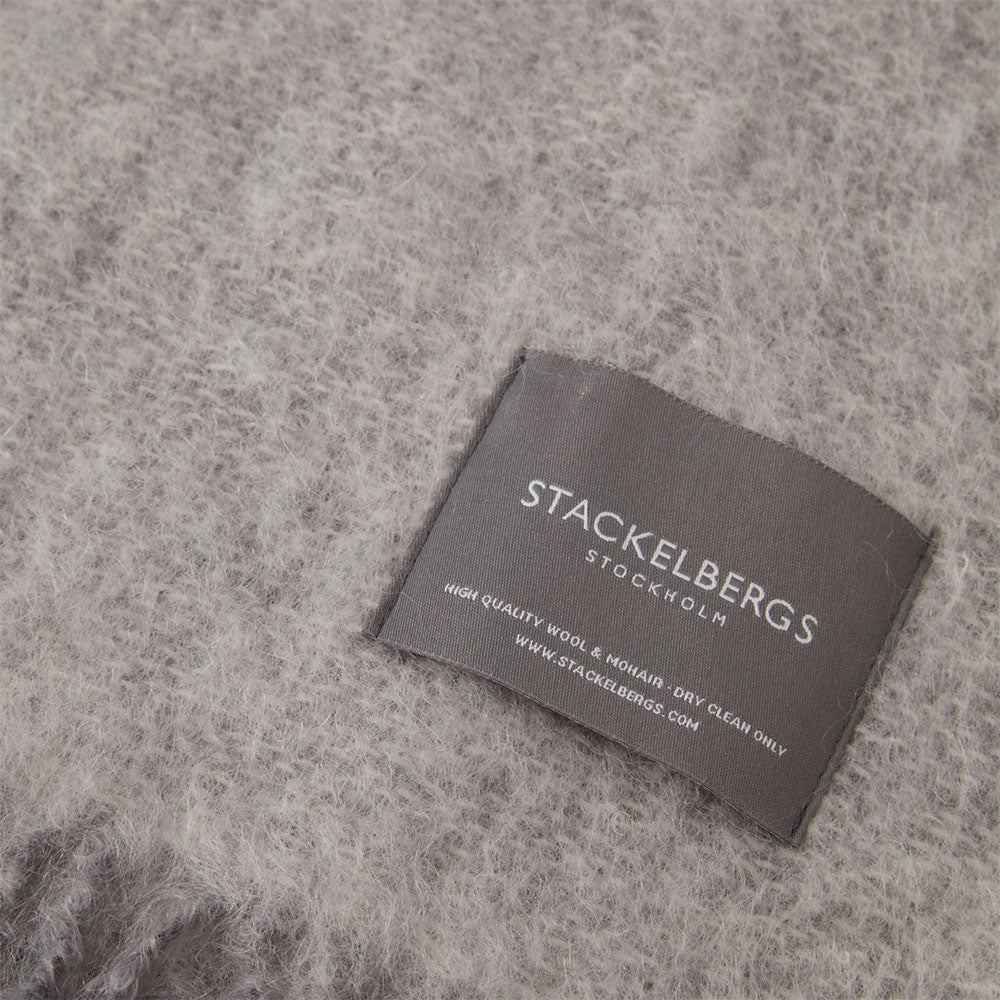 Decke aus Mohair von Stackelbergs im Farbton grau
