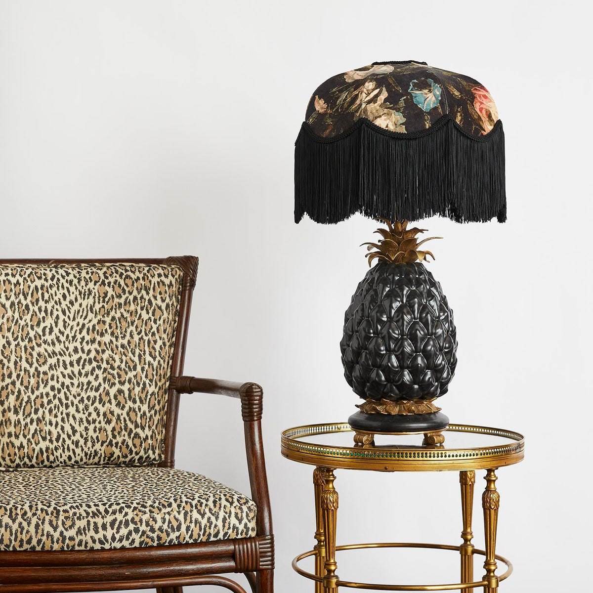 Lampenfuss Ananas von House of Hackney im Farbton schwarz