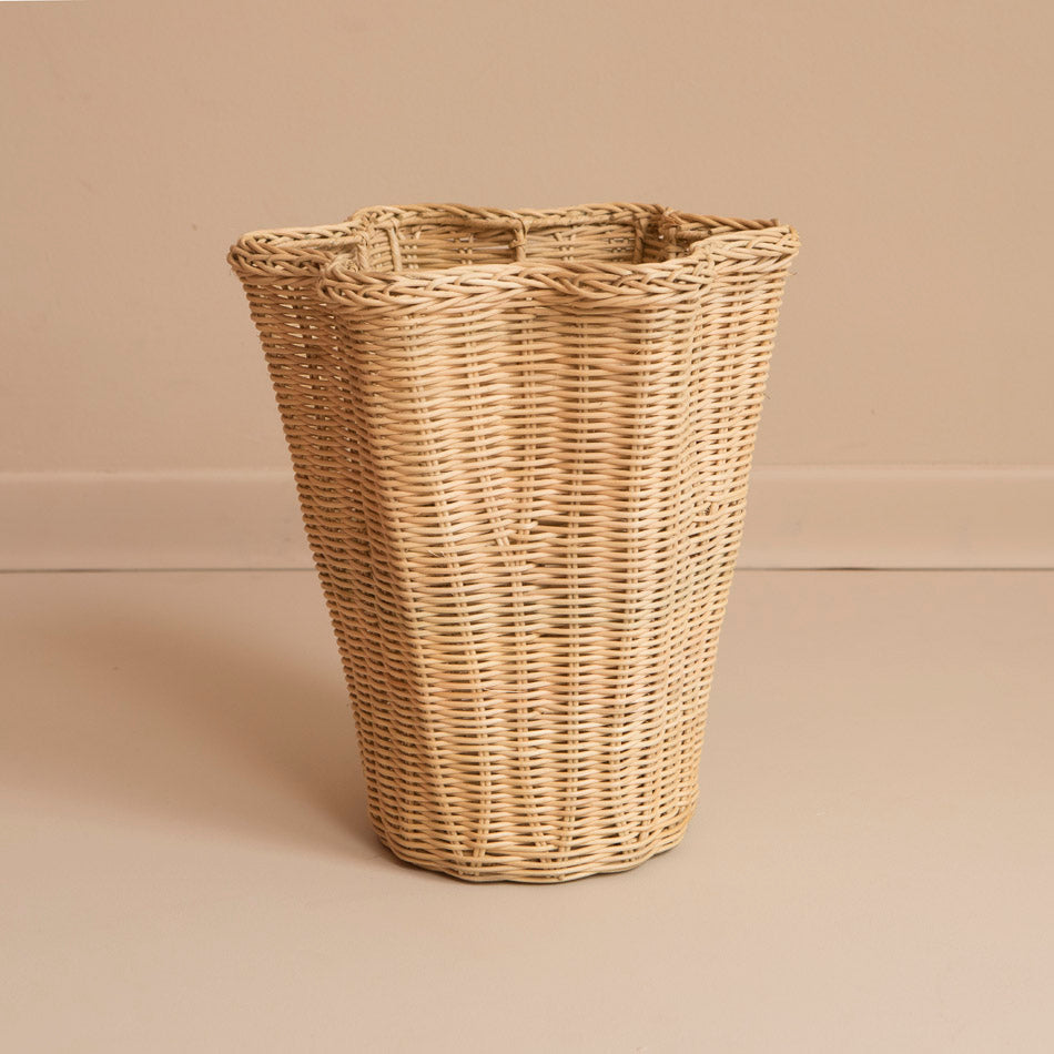 Vase SCALLOPED aus Rattan - large