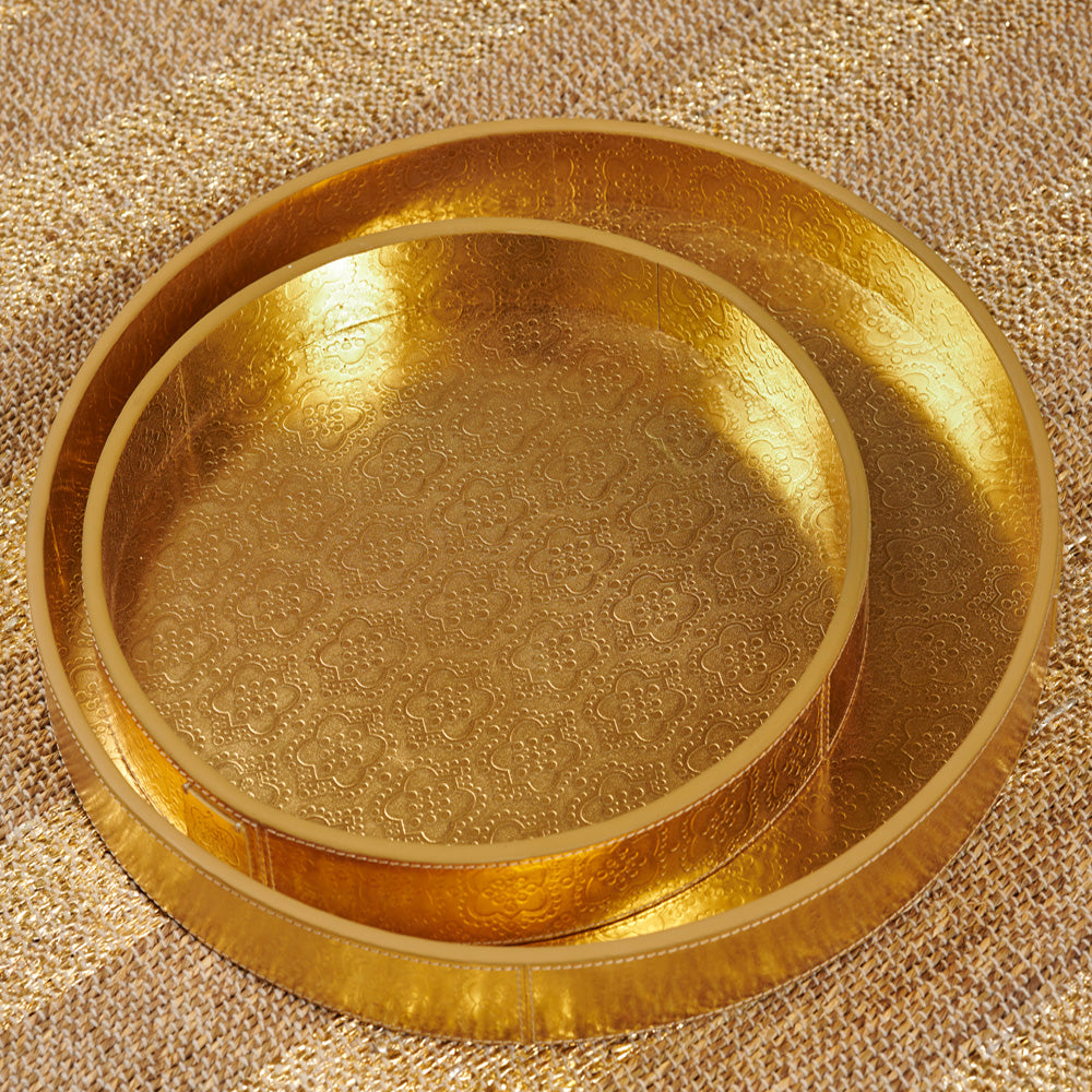 Rundes handgemachtes Serviertablett Set in gold