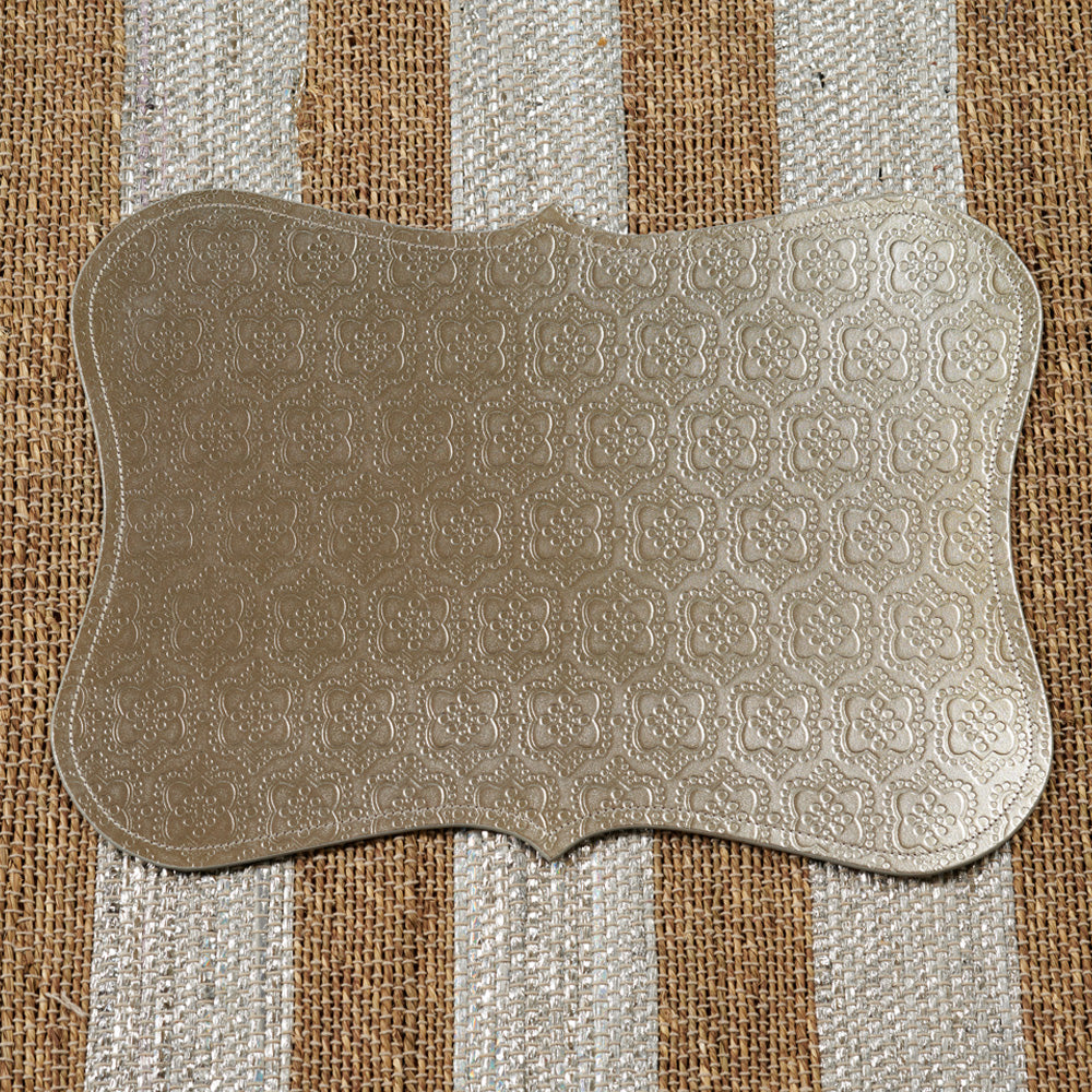 Handgemachtes Platzdeckchen aus Leder in silber