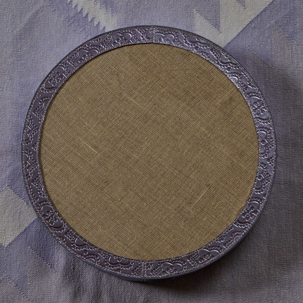 Tray round ICON leather embossed - forget me not