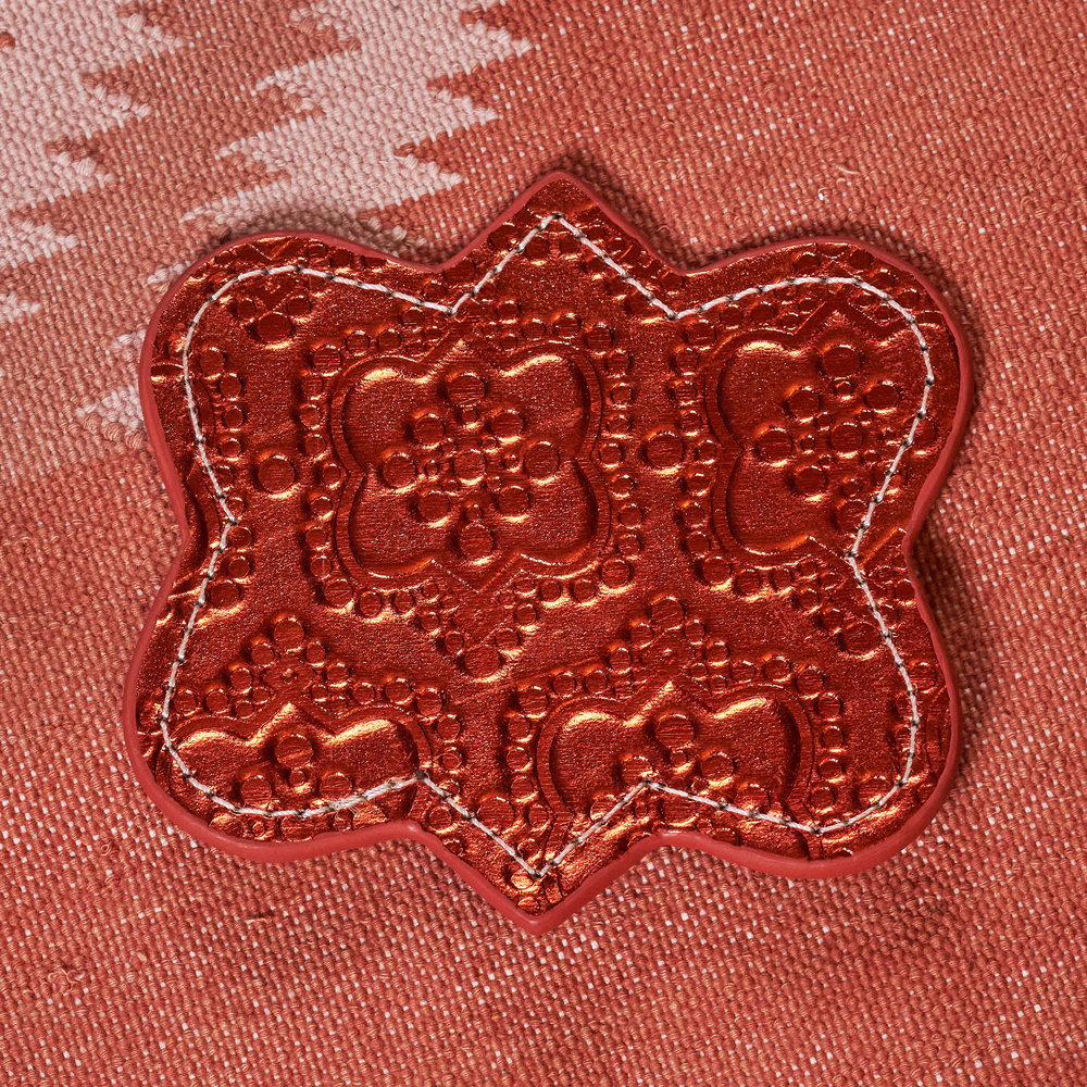Coaster ICON embossed leather - amber