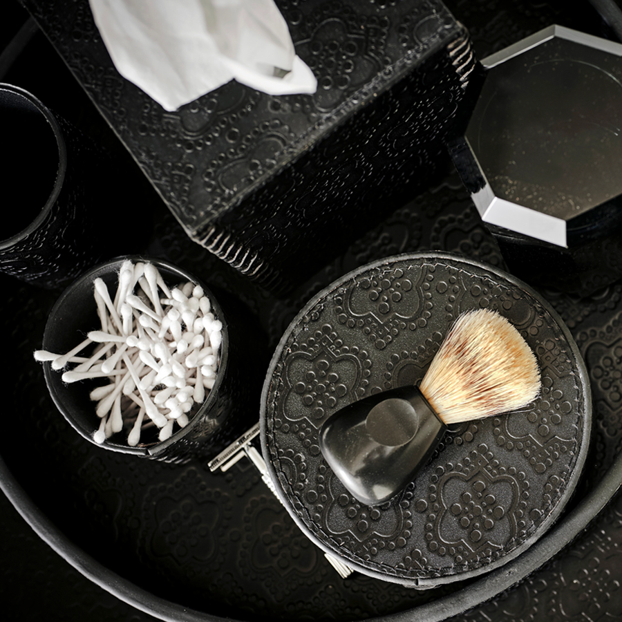 Round Box ICON embossed leather - black