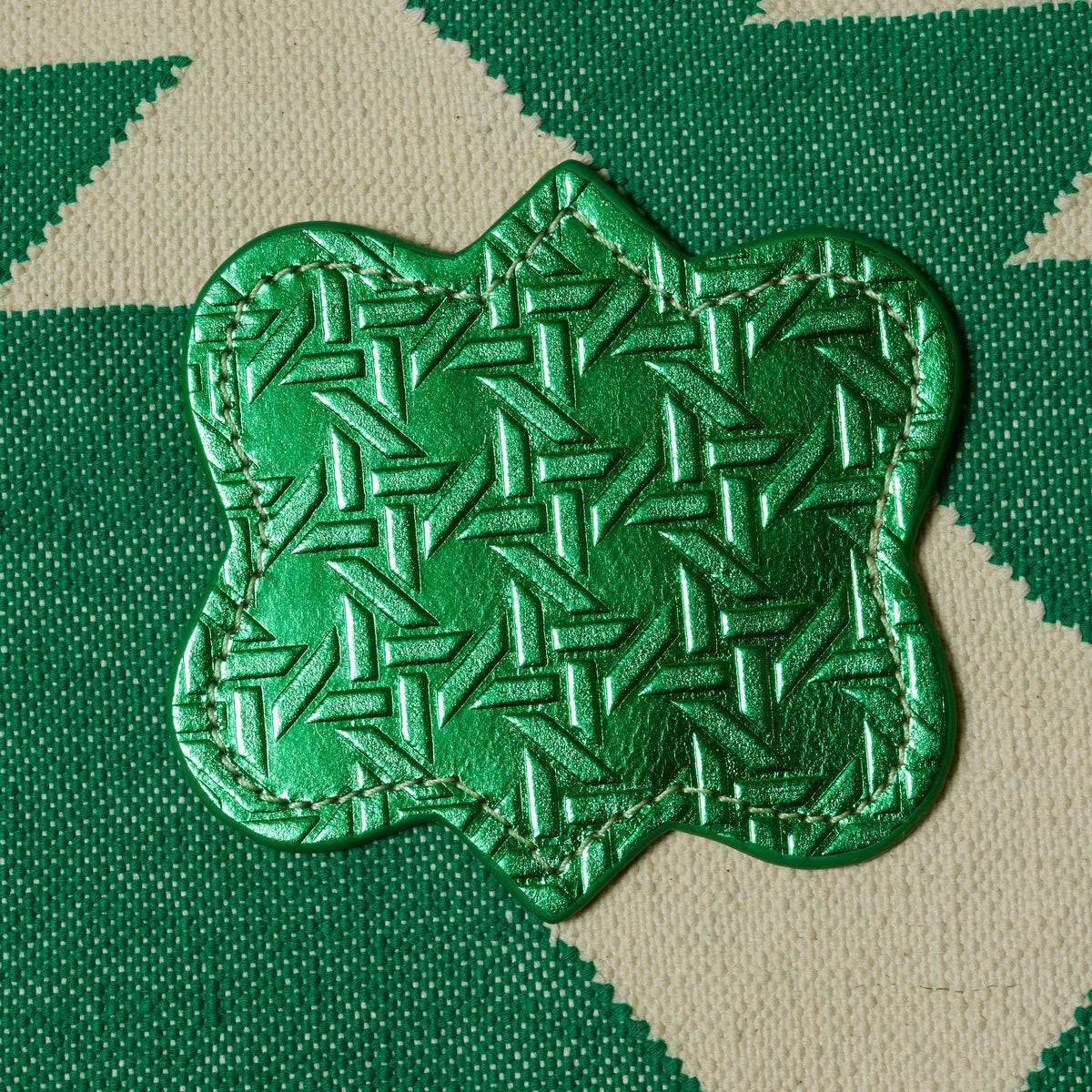 Untersetzer VIENNA aus Leder geprägt in grün