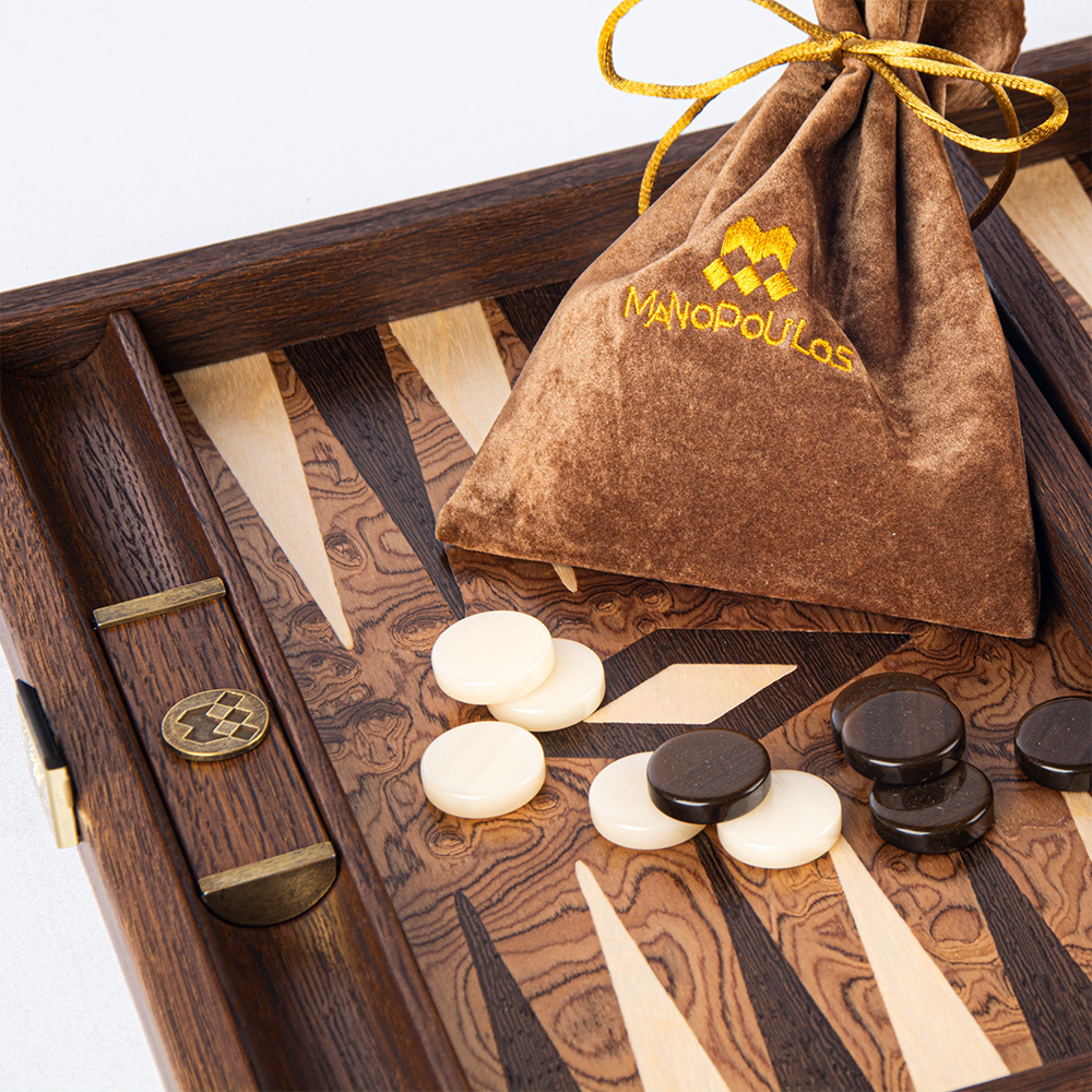 Backgammon Set aus Holz - Nussbaum