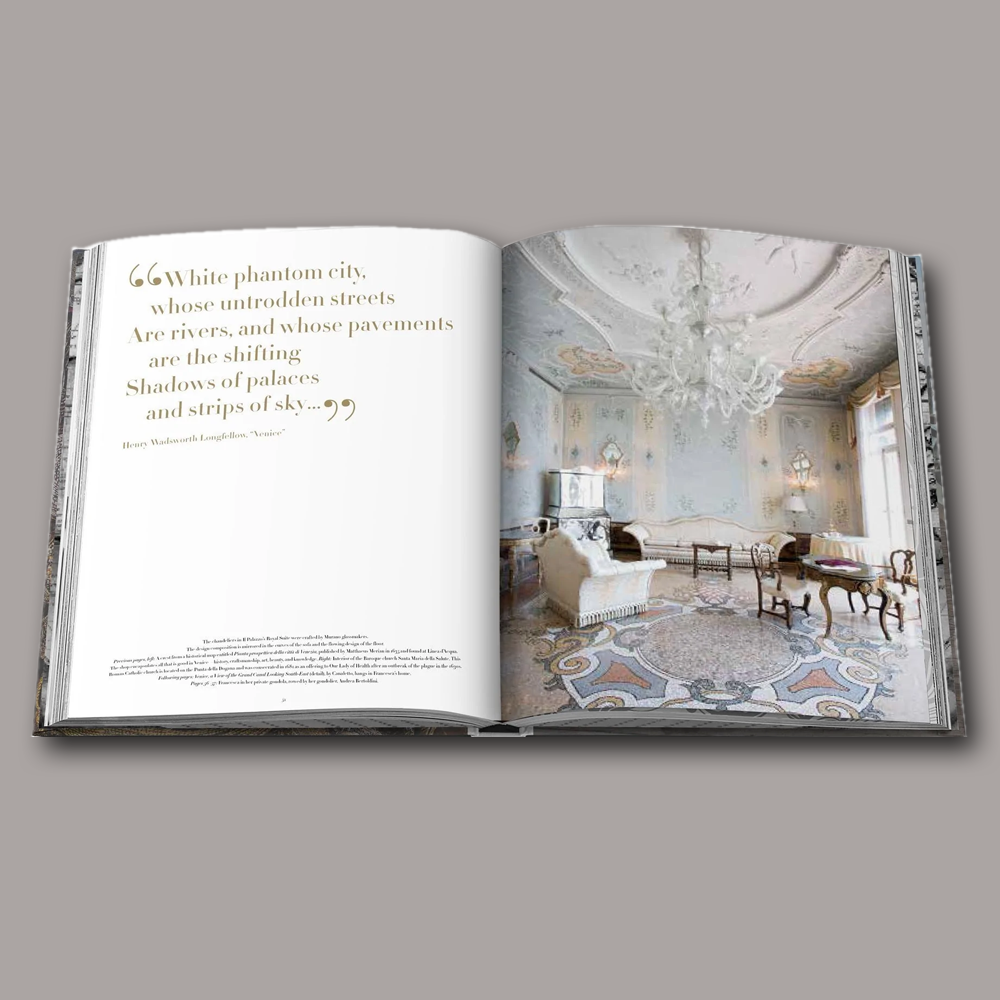 Book Venetian Chic